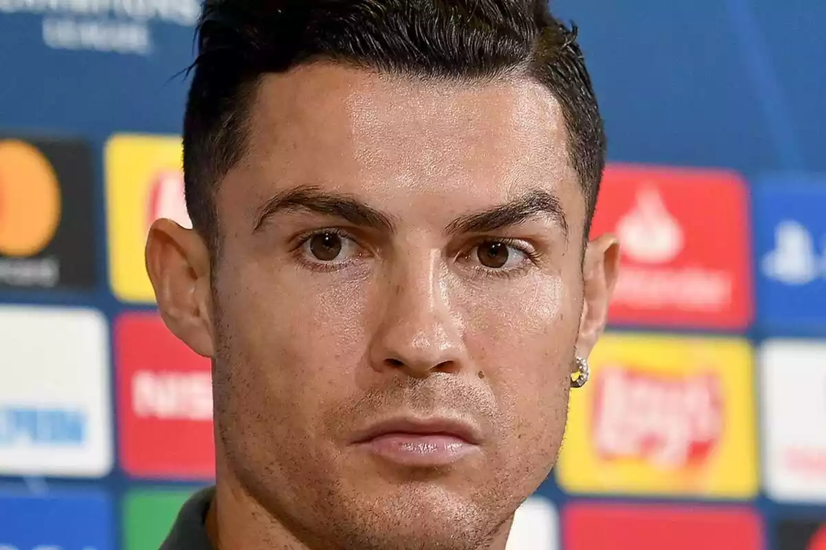 Imatge de Cristiano Ronaldo durant la conferència de la 'Champions League' del 2019