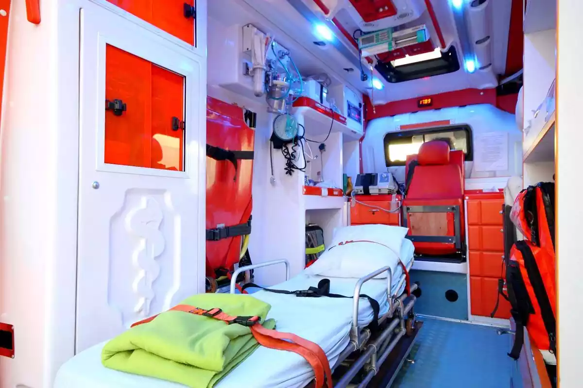 Interior d'una ambulància