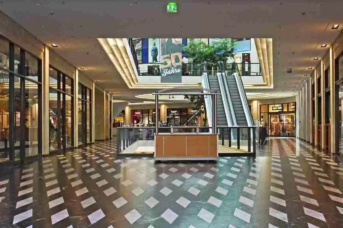 Imatge d'un centre comercial.