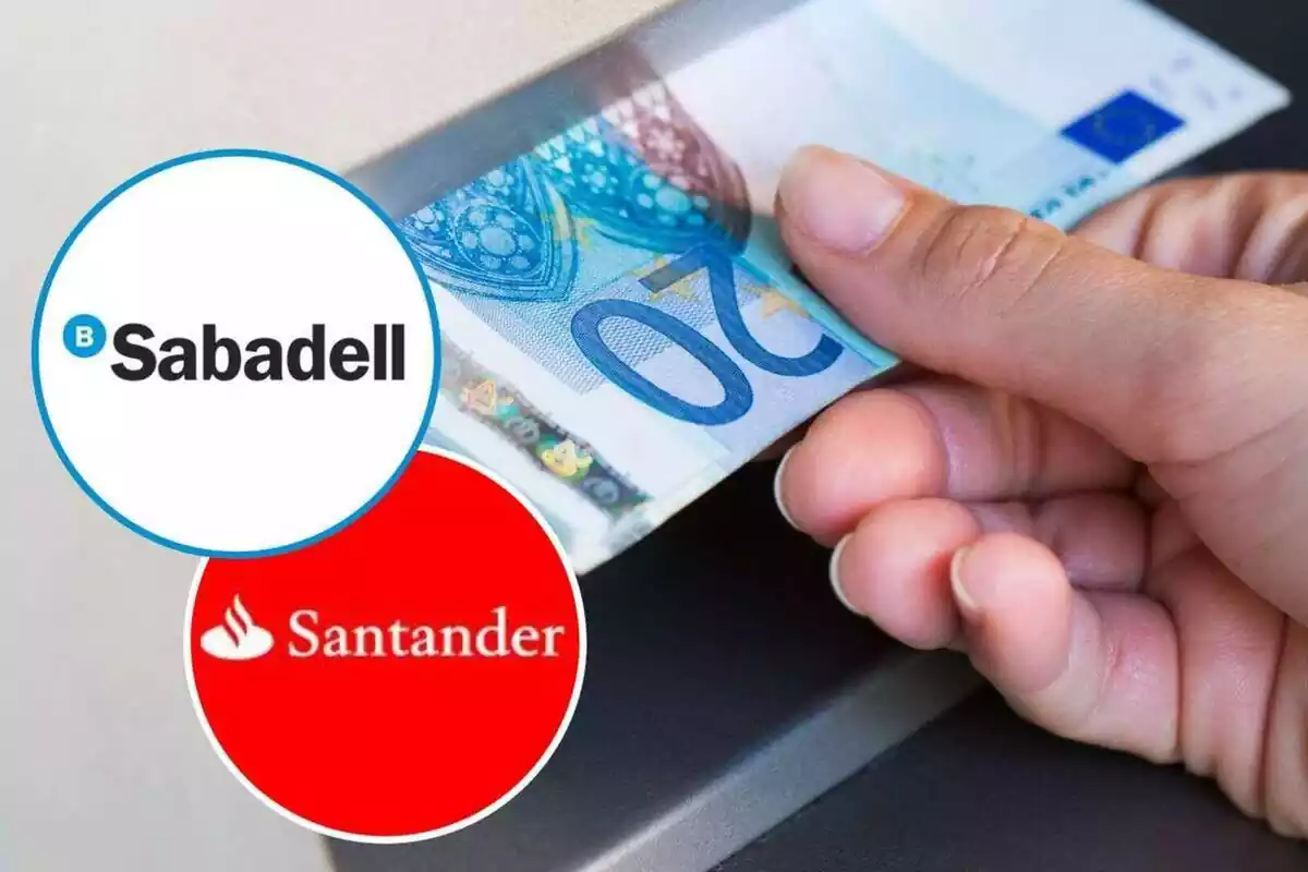 Fotomuntatge d'un caixer amb 20 euros i els logotips dels bancs Santander i Sabadell