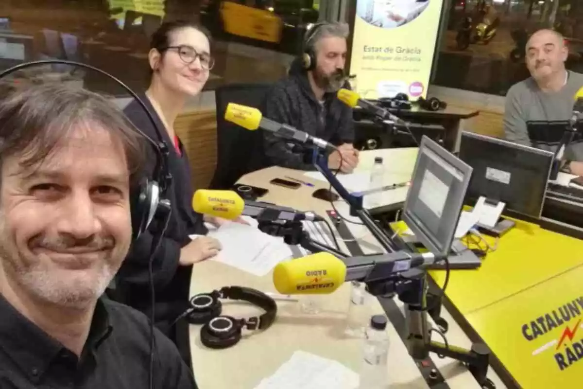Adam Martin i el seu equip a Catalunya Ràdio