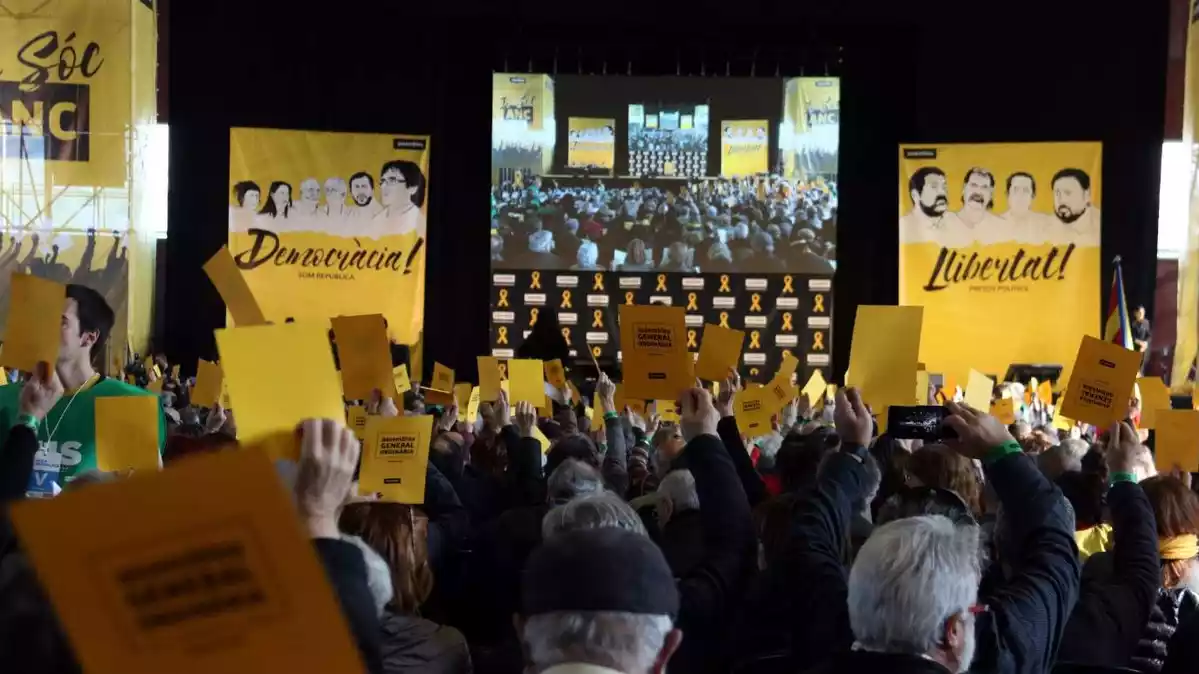 Imatge d'una assemblea general ordinària de l'Assemblea Nacional Catalana.