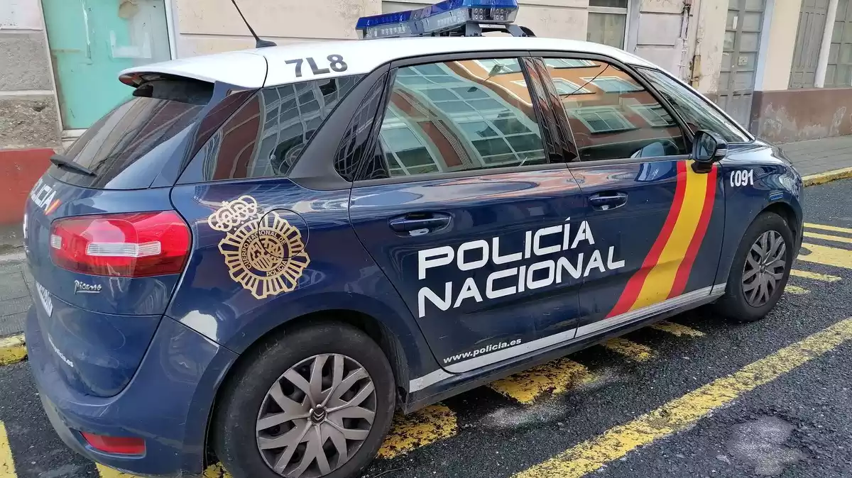 Un vehicle de la Policia Nacional