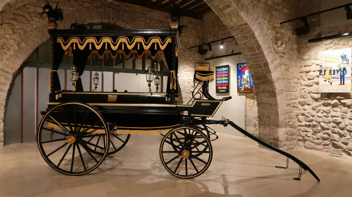 El carro restaurat s'exposa al Castell del Cambrer de Reus