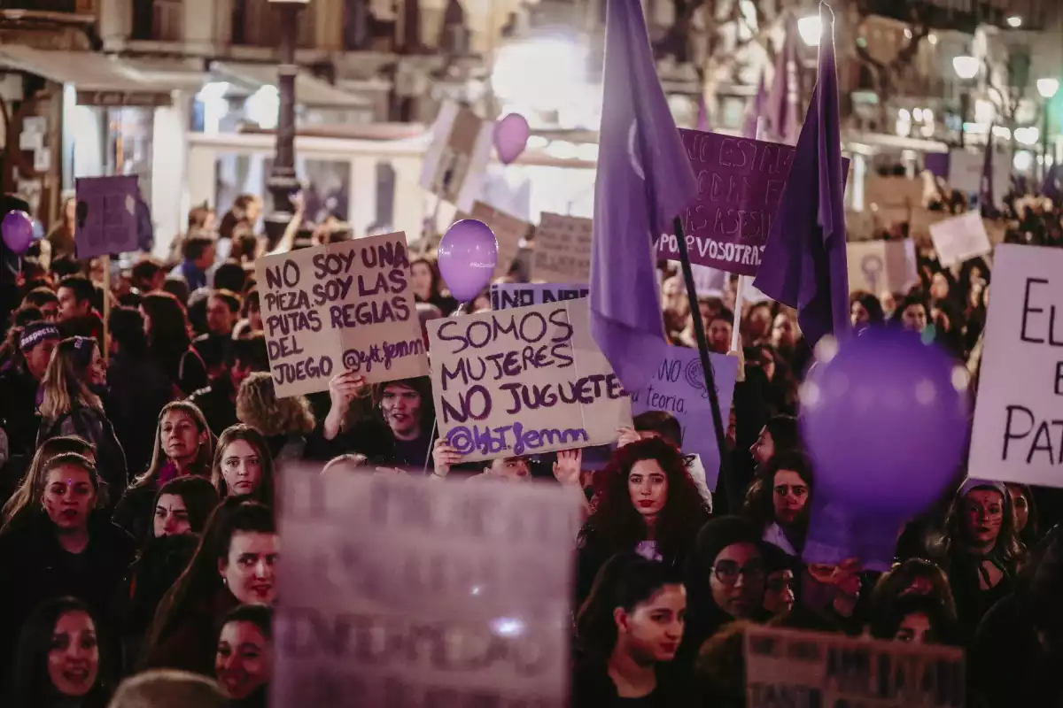 Les imatges de la manifestació feminista pel 8-M del 2019 a Tarragona