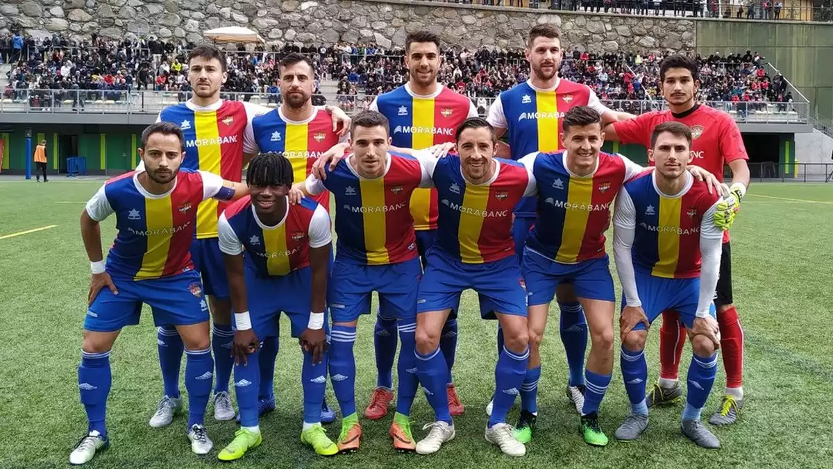 Els tres colors de l'Andorra es lluiran al grup tercer de Segona B aquesta temporada