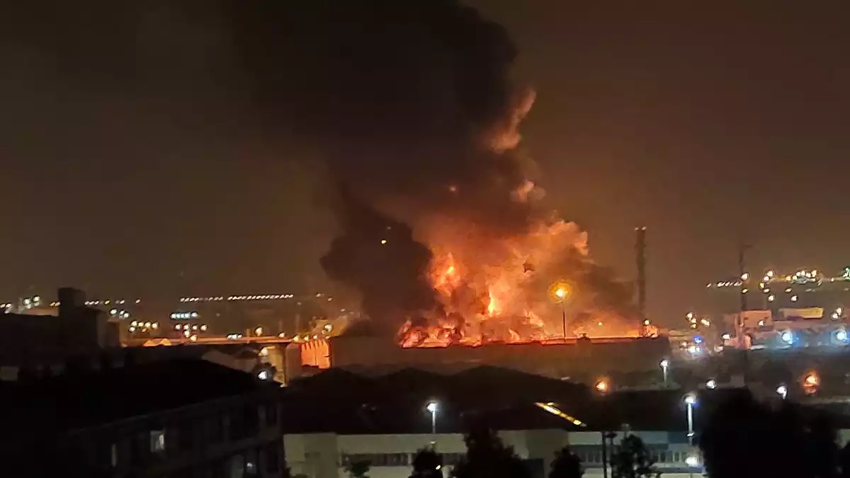 Les flames i el fum s'han pogut veure des de diversos punts del Tarragonès