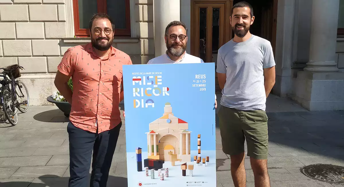 El cartell de Misericòrdia és obra dels fotògrafs Ferran Estivill i Martí Sans.