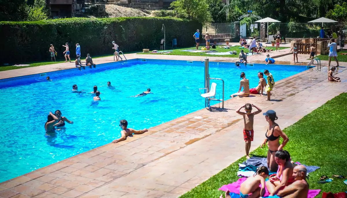 Imatge de la piscina municipal de Prades