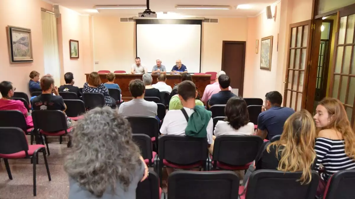 Imatge de l'assemblea celebrada el passat divendres 4 d'octubre a Cornudella del Montsant