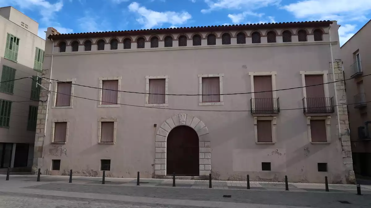 Imatge actual de la façana de la Casa dels Espuny