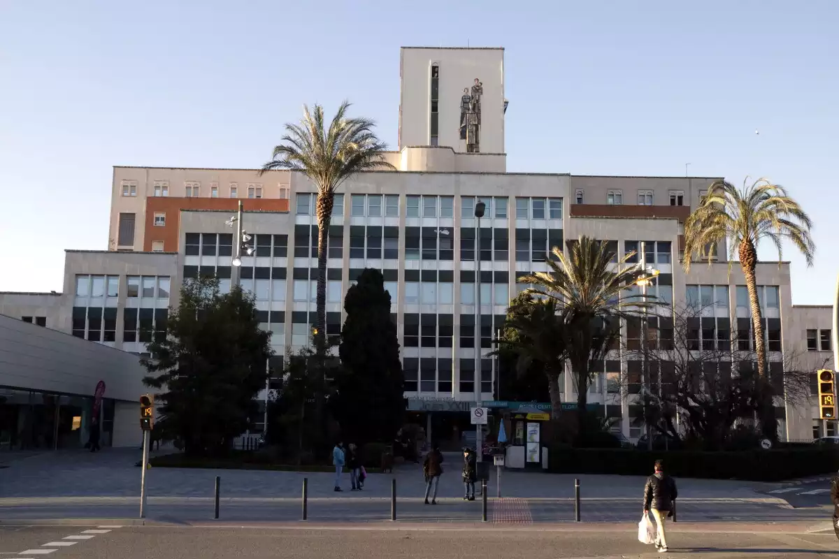 Imatge de la façana principal de l'Hospital Joan XXIII de Tarragona