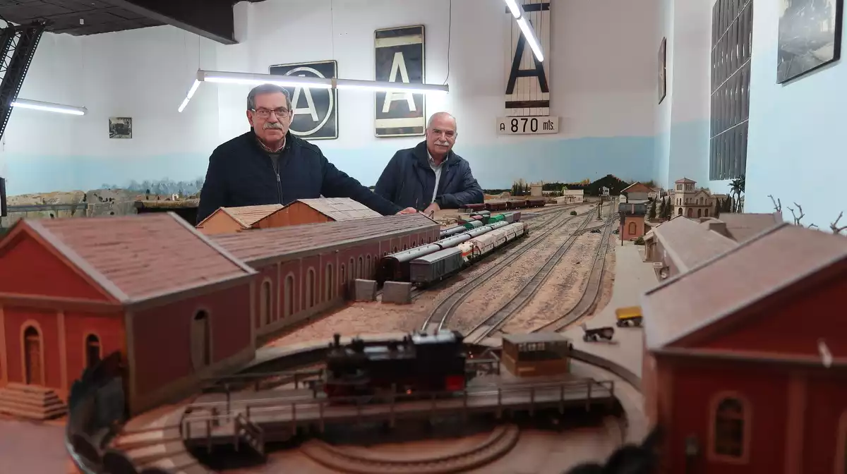 L'Associació d'Amics del Ferrocarril de Reus compta amb una maqueta que reprodueix el trajecte de tren entre Reus i Montblanc