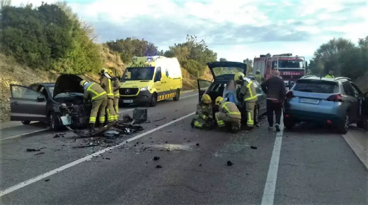 Imatge de l'accident de trànsit a Constantí el matí d'aquest divendres, 31 de gener