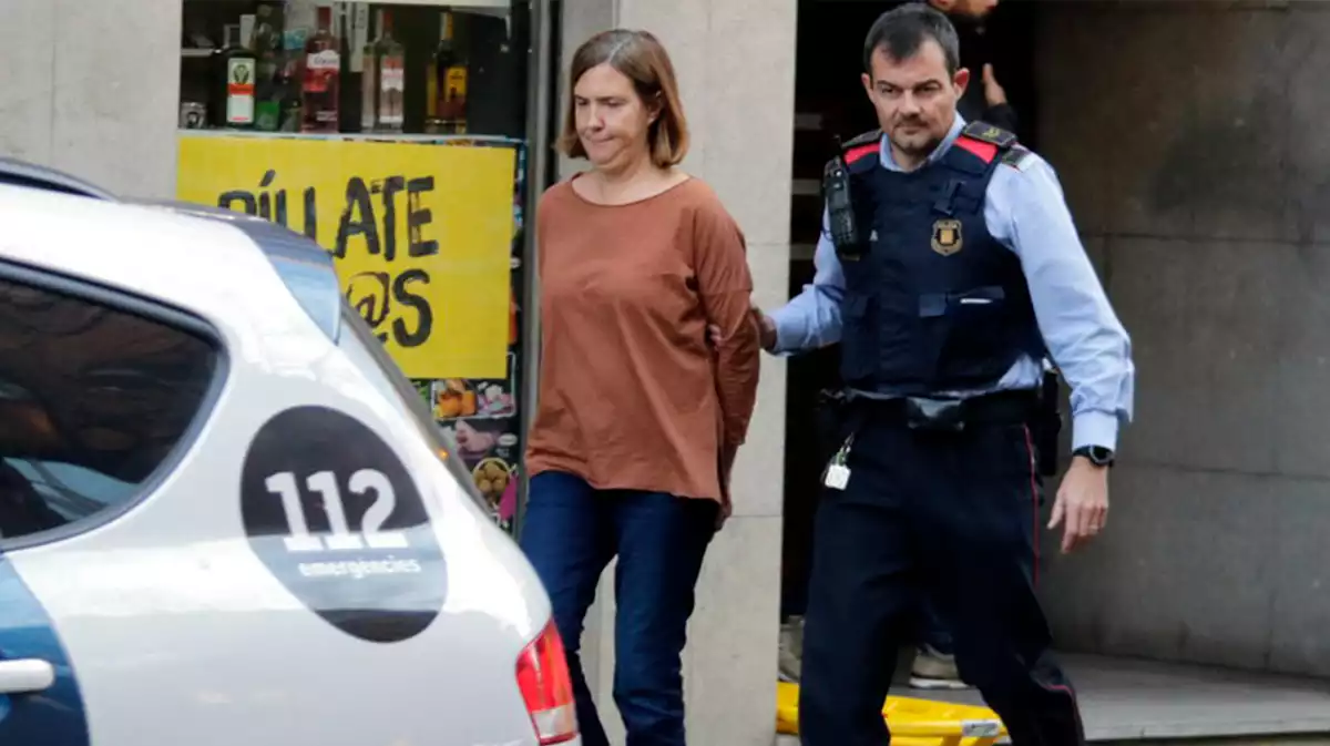 Imatge de la mare de Girona detinguda pels Mossos d'Esquadra