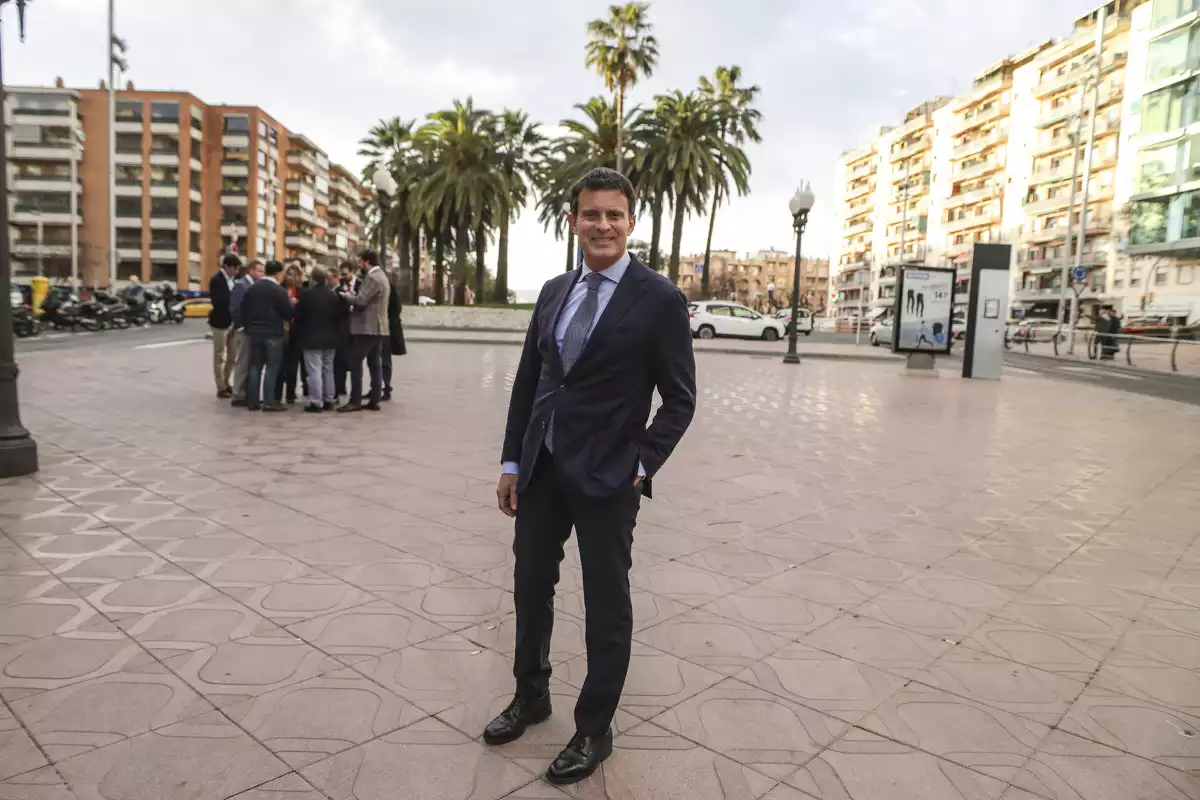 L'exprimer ministre francès, Manuel Valls, a la rambla Lluís Companys de Tarragona