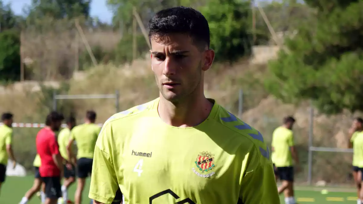 Carlos Albarrán durant un entrenament amb el Nàstic