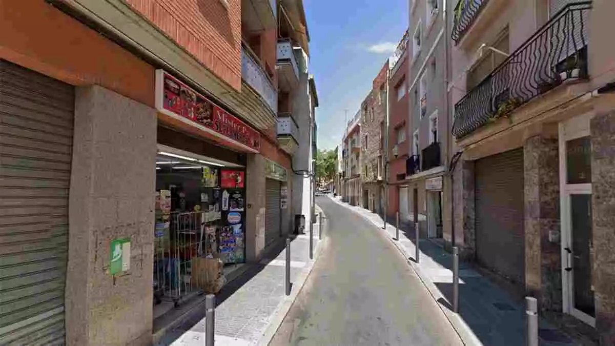 Imatge del punt del carrer Major de Constantí on ha tingut lloc la baralla