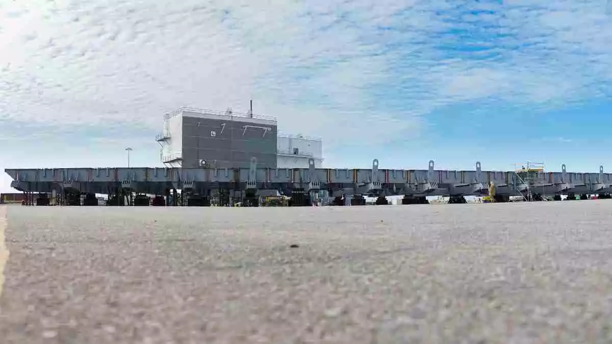 Imatge panoràmica de la construcció del synchrolift al Port de Tarragona