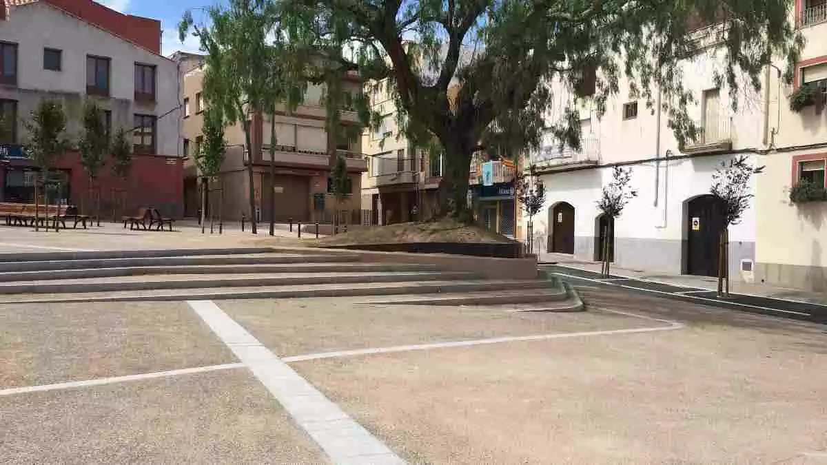 Imatge de la plaça Miramar de Mont-roig