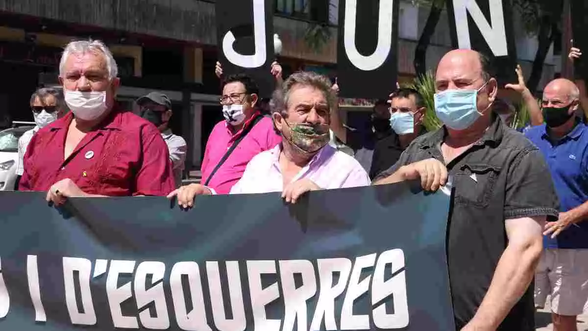 Pla obert de l'alcalde de Montblanc i exdiputat d'ERC, Josep Andreu, en l'acte de suport al projecte de Carles Puigdemont que s'ha celebrat a Tarragona