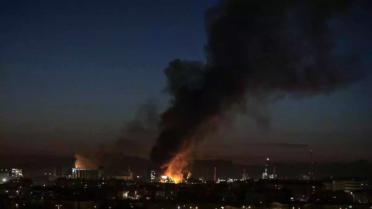 Imatge de l'explosió a IQOXE del 14 de gener del 2020