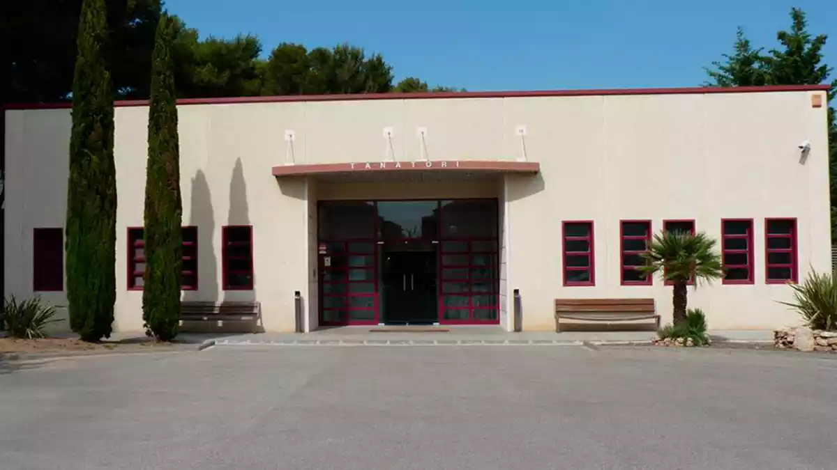 Imatge de l'exterior del Tanatori de Valls