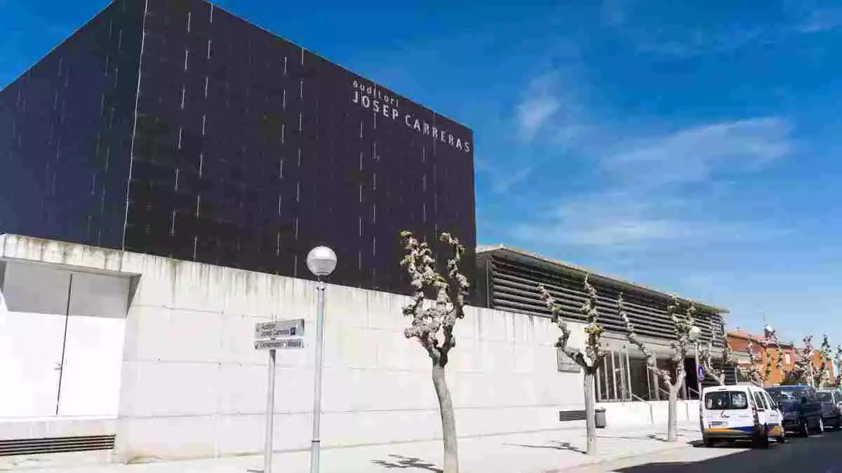 Imatge de l'exterior de l'Auditori Josep Carreras de Vila-seca