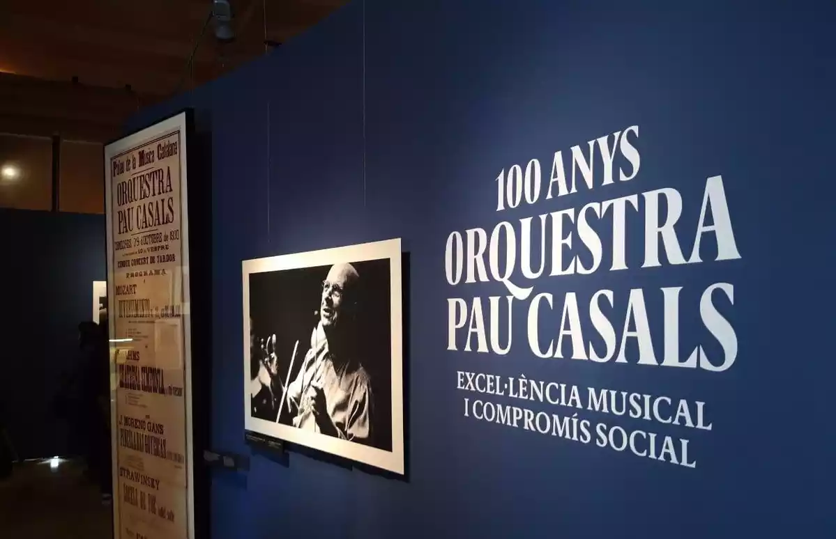L'exposició sobre els 100 anys de l'Orquestra Pau Casals.