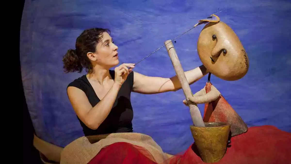 'Maüra, filla de la terra' de la companyia Sifó, en la 16a edició del Festival de teatre de titelles Guant