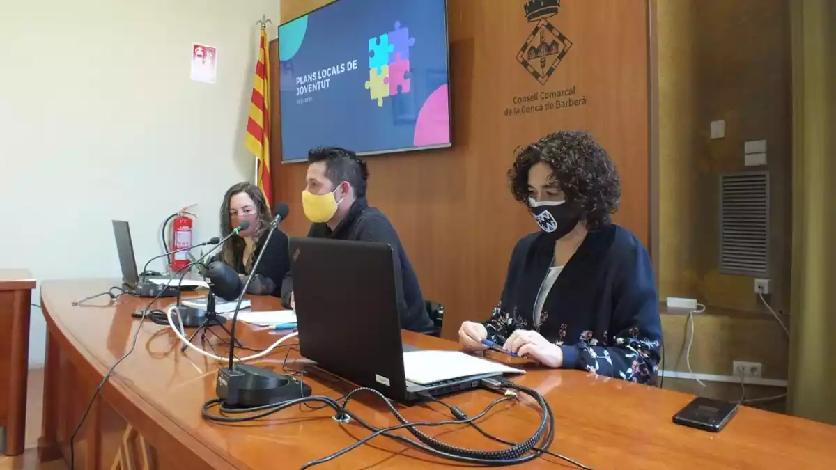 roda de premsa al Consell Comarcal de la Conca