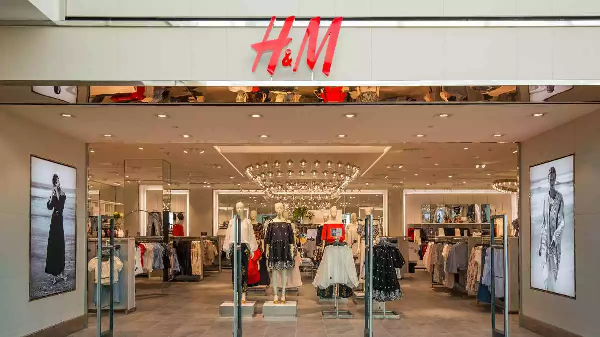 Imatge d'arxiu de l'entrada a una botiga H&M