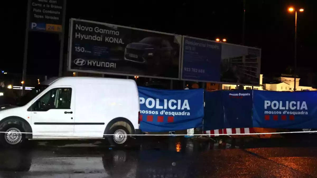La zona de l'àrea de servei de l'Ll-11 a Lleida on ha aparegut un cadàver al maleter d'un vehicle