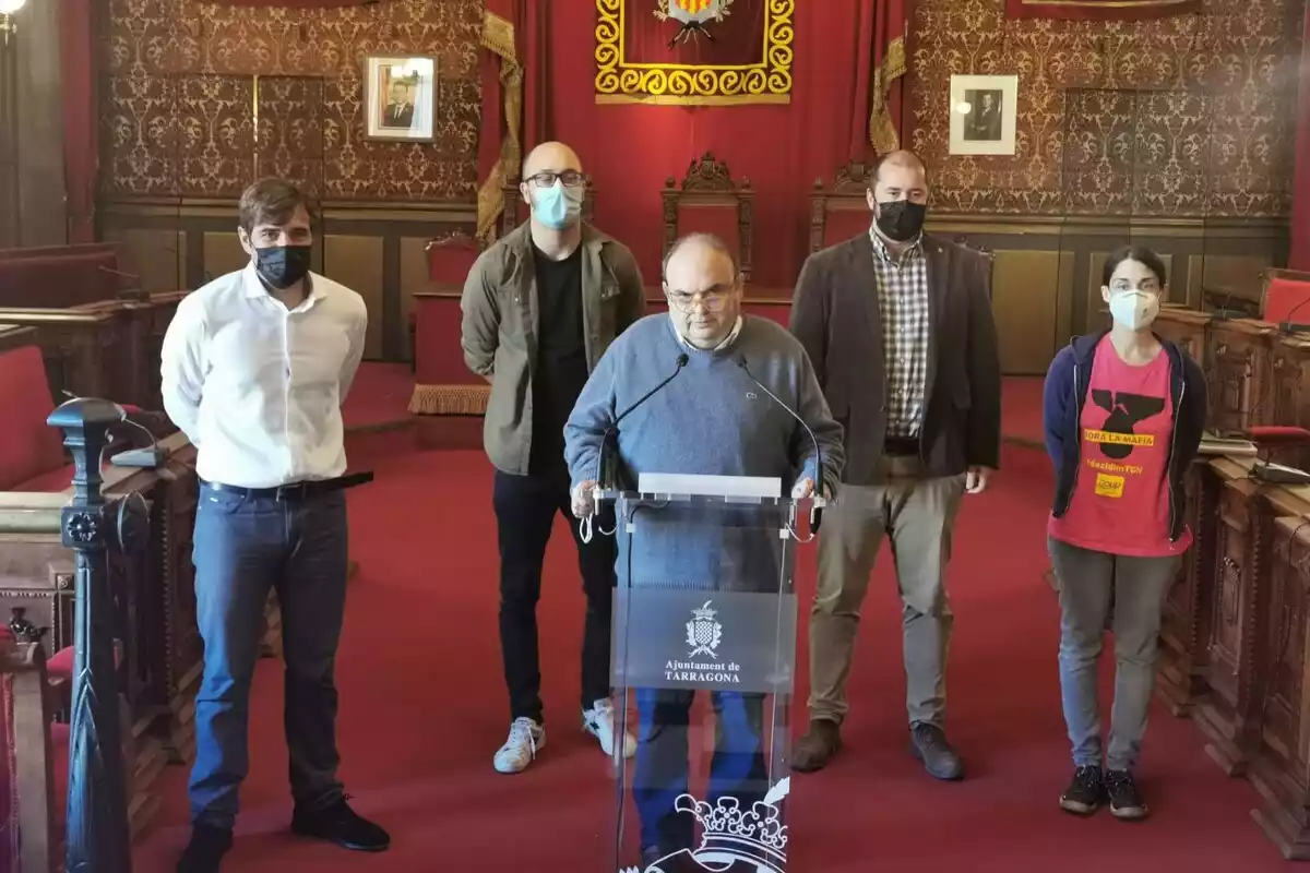 Imatge dels portaveus dels grups municipals que formen part del govern de l'Ajuntament de Tarragona