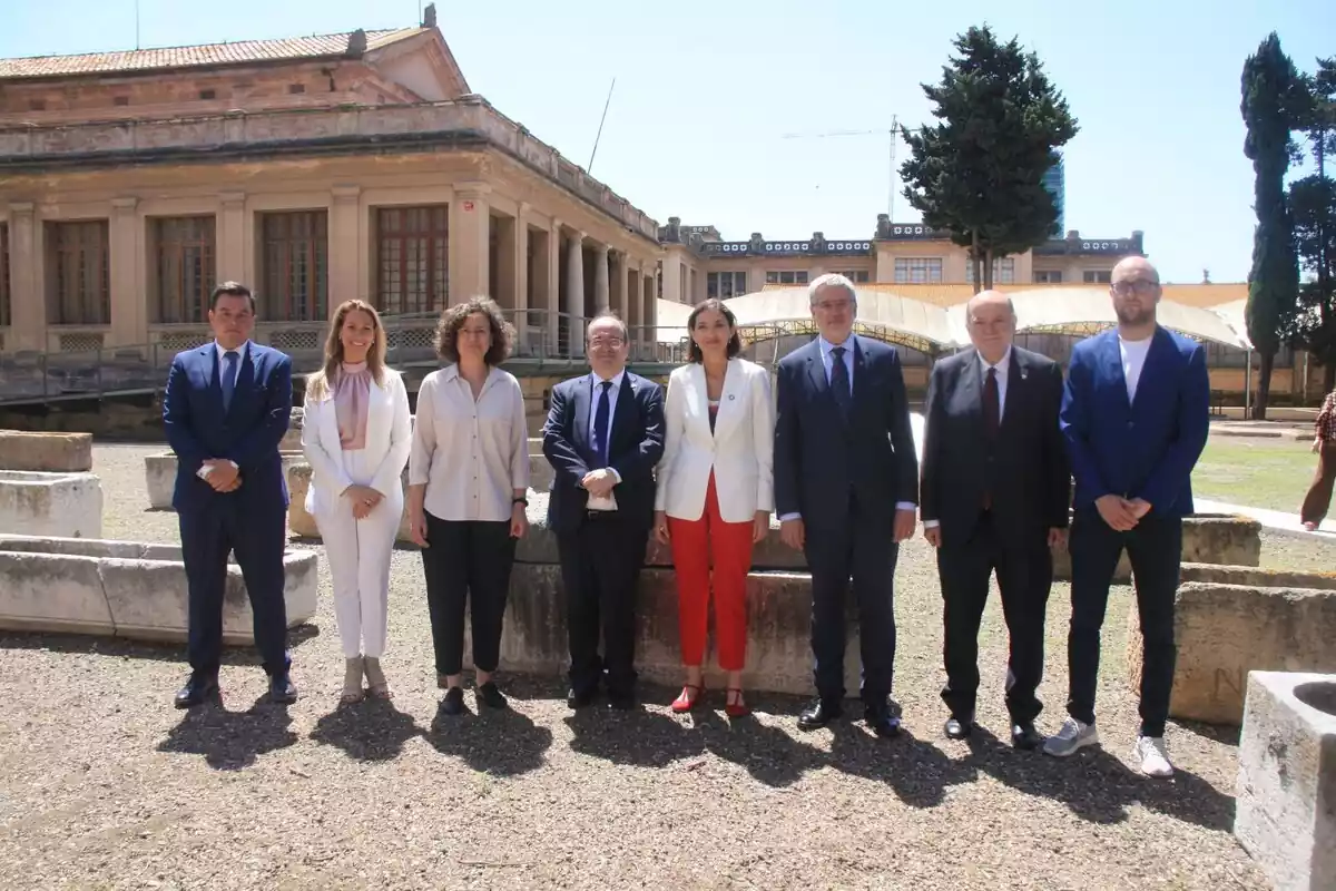 El ministre de Cultura, Miquel Iceta, i la ministra d'Indústria, Reyes Maroto, han visitat la Necròpolis Paleocristiana de Tarragona
