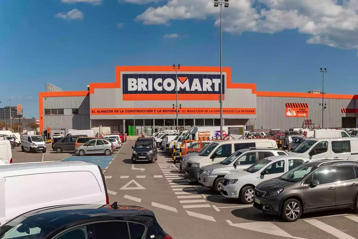 Imatge d'arxiu d'una de les trenta botigues que Bricomart té a Espanya