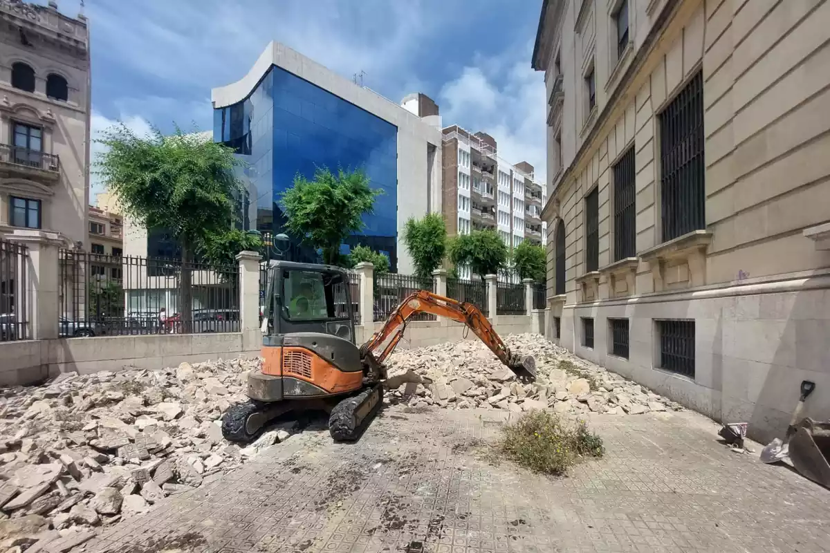 Excavacions de la part exterior de l'edifici del Banc d'Espanya