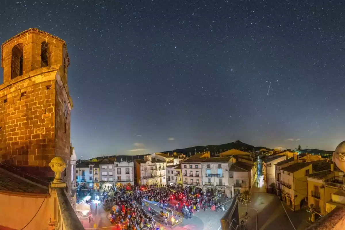 Imatge de la jornada Prades apaga els llums i encén els estels celebrada l'any 2019
