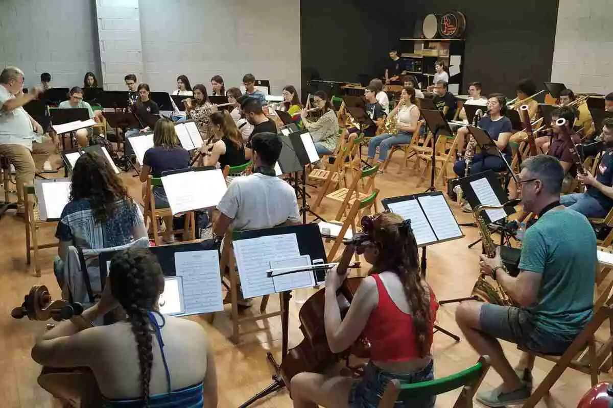 La Banda Simfònica de Reus durant un assaig