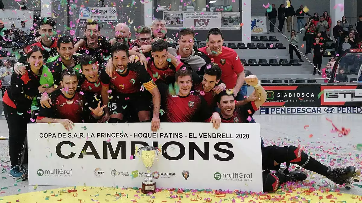 El CE Vendrell celebrant el trofeu Copa de S.A.R La Princesa - Hoquei Patins celebrada al Vendrell