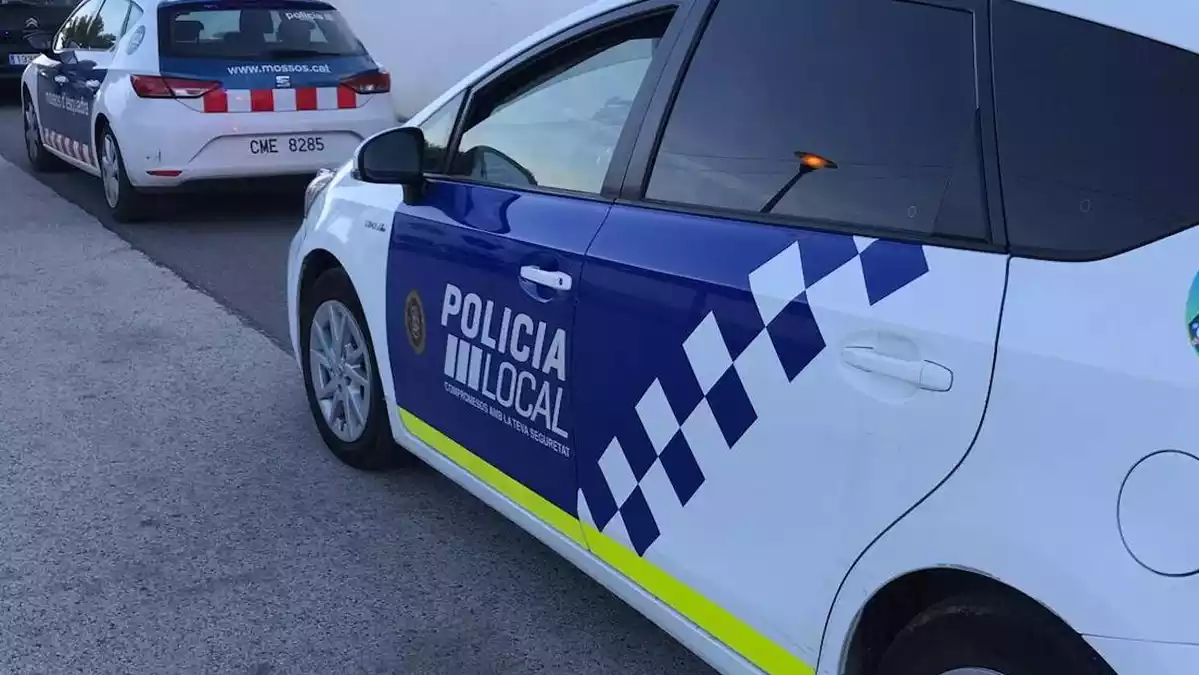 Imatge d'arxiu d'una patrulla de la Policia Local del Vendrell