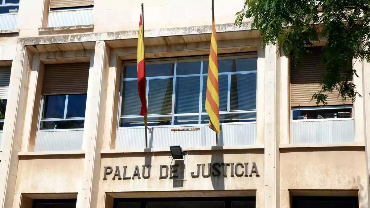 Façana del Palau de Justícia de Tarragona