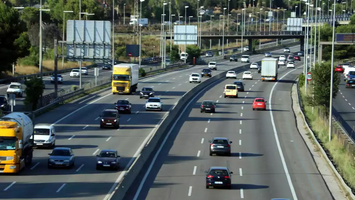 Discover autopista AP-7 a l'alçada de la Universitat Autònoma el 17 de juliol de 2020