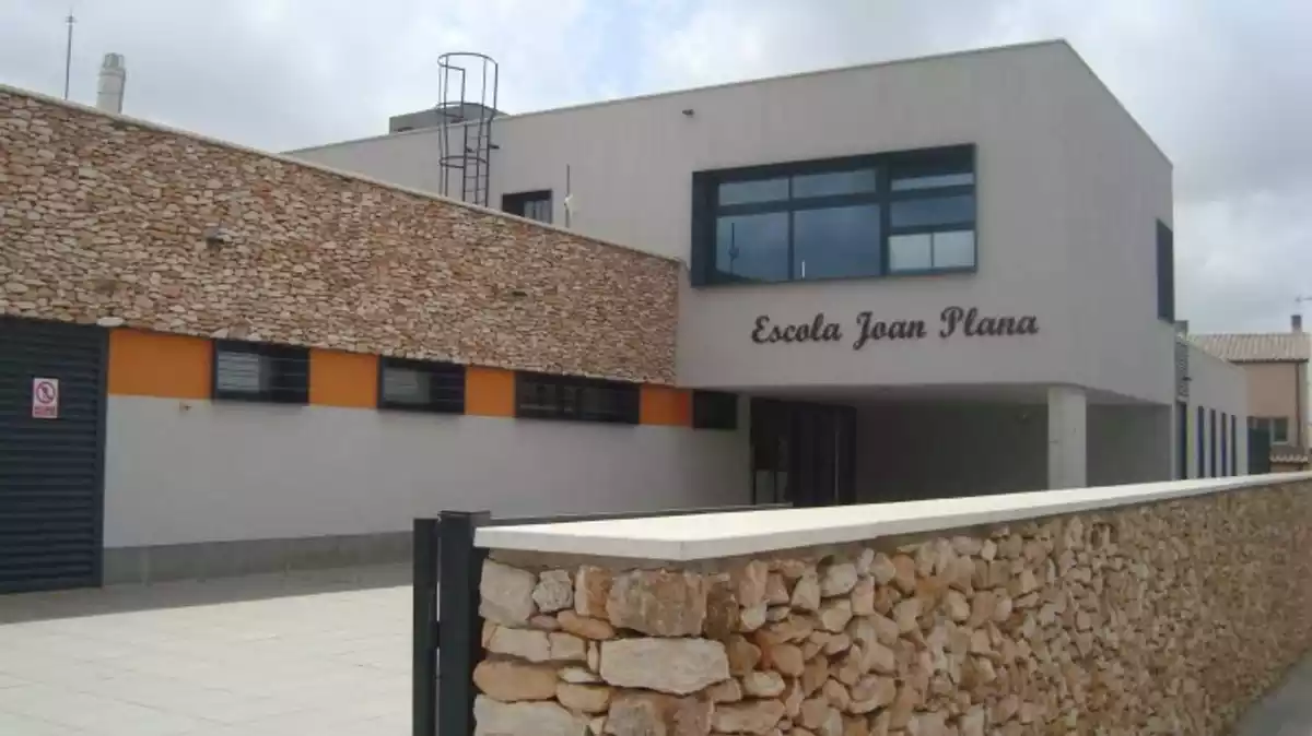 Imatge de l'escola Joan Plana de Puigpelat