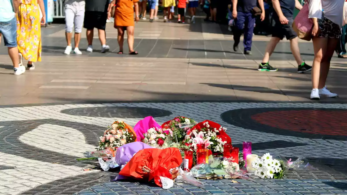 Memorial als atemptats del 17 d'agost a la Rambla de Barcelona
