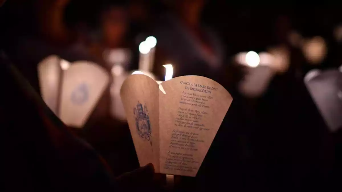 Imatge de diverses de les candeles del Rosari de Torxes de Misericòrdia de Reus