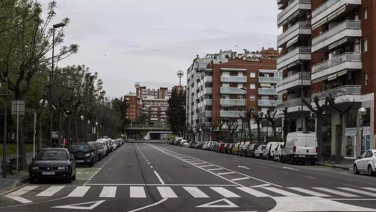 Imatge d'un tram de l'avinguda Vidal i Barraquer de Tarragona