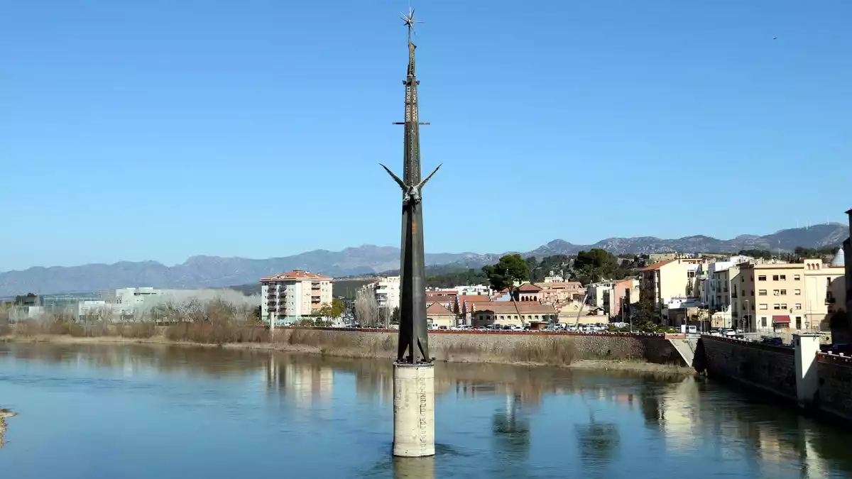 Pla general del monument franquista de Tortosa a l'Ebre, el 23 de febrer del 2020.