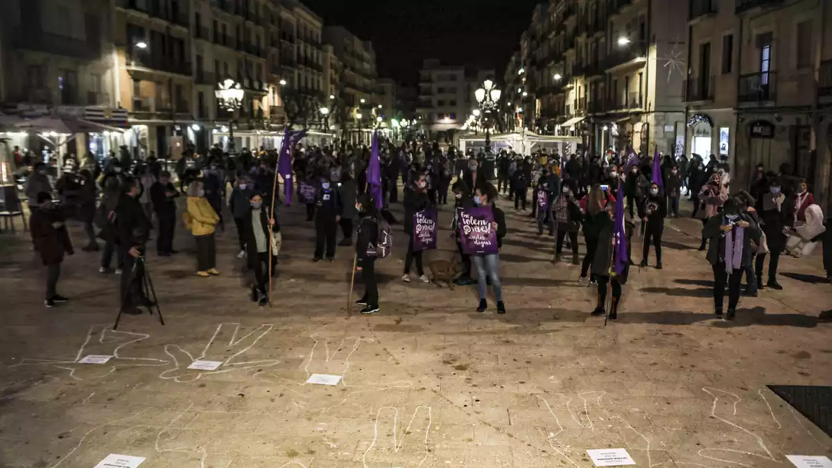 Multitudinària manifestació del 25-N contra la violència masclista a Tarragona