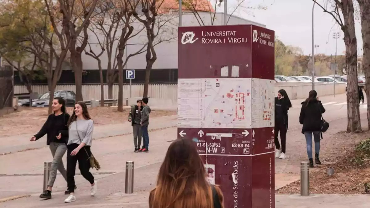 Pla general del Campus Sescelades de la URV, a Tarragona